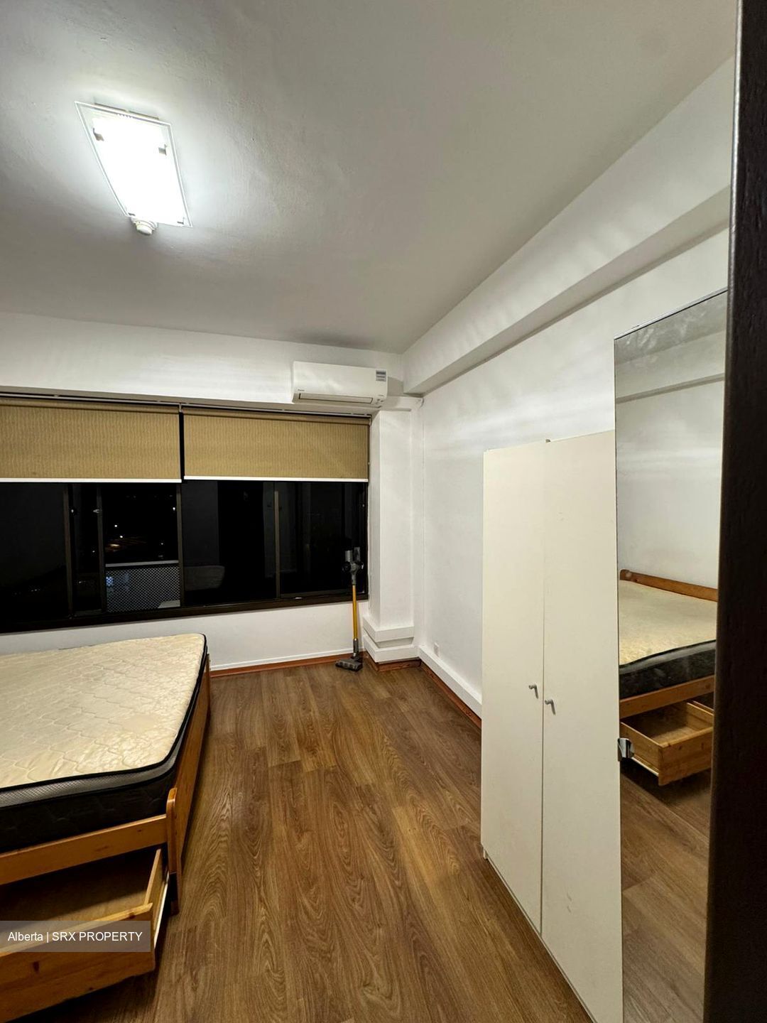 International Plaza (D2), Apartment #542370641